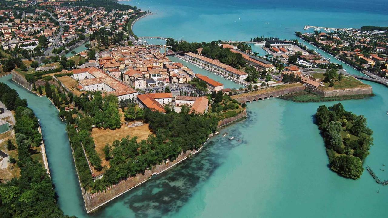 APPARTAMENTO PESCHIERA - zona Ospedale Pederzoli Peschiera del Garda Zewnętrze zdjęcie